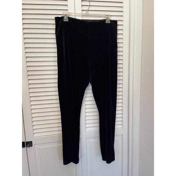 Lyssé Pants - Lysse Black Velvet Pants XL Pull On Straight Leg Tummy Control Holiday Party
